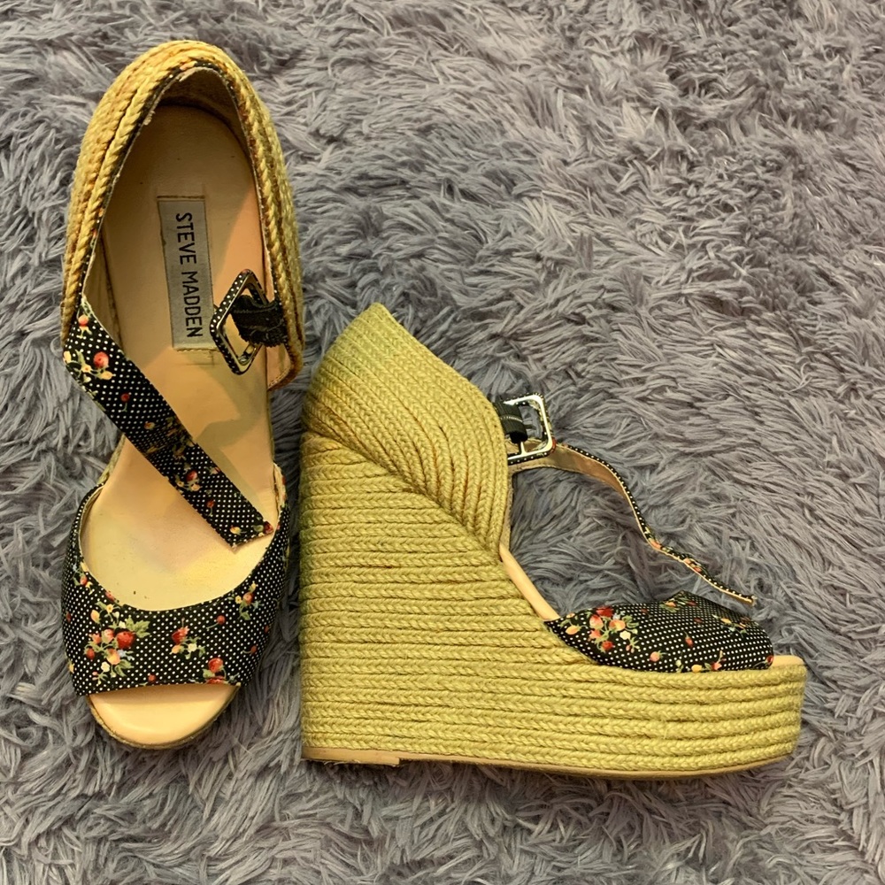 💐Steve Madden floral espadrille wedges💐